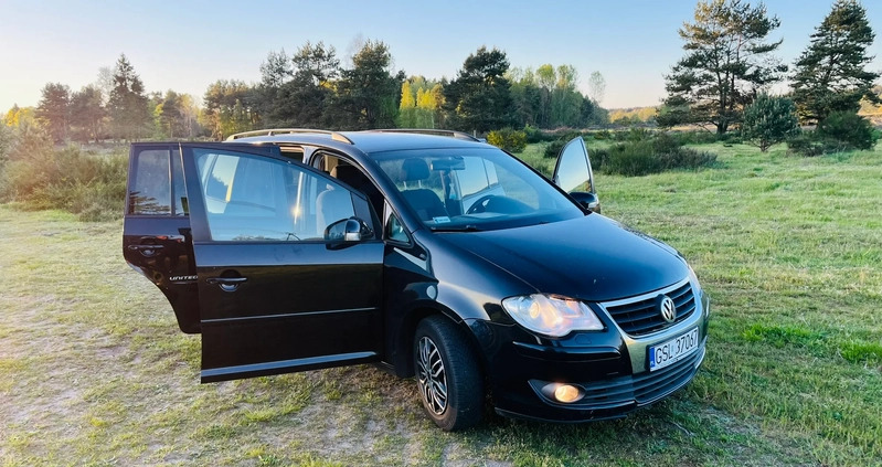 Volkswagen Touran cena 17000 przebieg: 250000, rok produkcji 2008 z Dobra małe 106